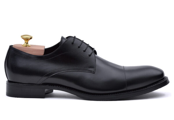 userfile_206_96_1_1430054886 Derby Captoe light