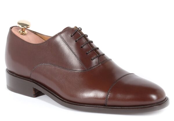 userfile_266_97_1_1535131313 Oxford Captoe Venecia